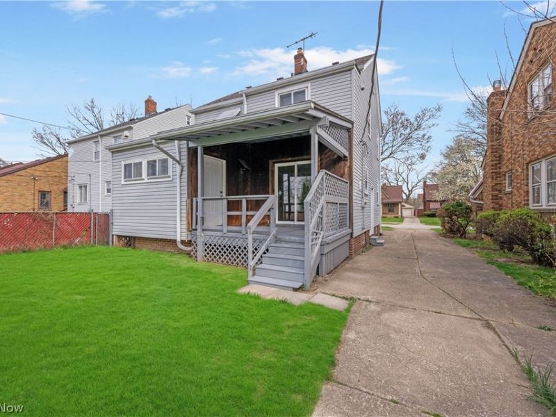 16805 Milburn Avenue, Cleveland, OH 44135 Photo 33