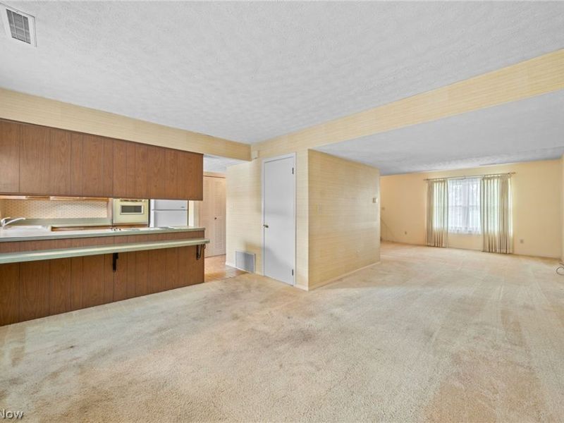 2034 Carlile Drive, Uniontown, OH 44685 Photo 16