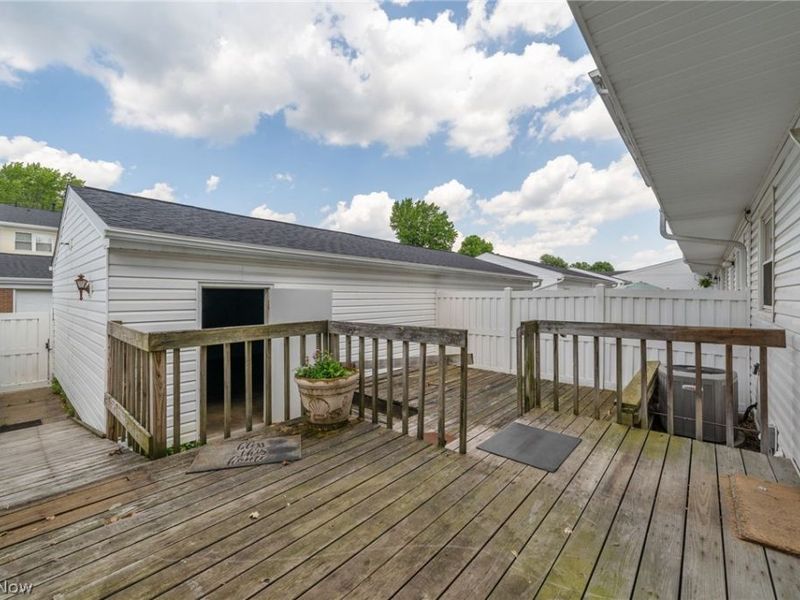 2034 Carlile Drive, Uniontown, OH 44685 Photo 35