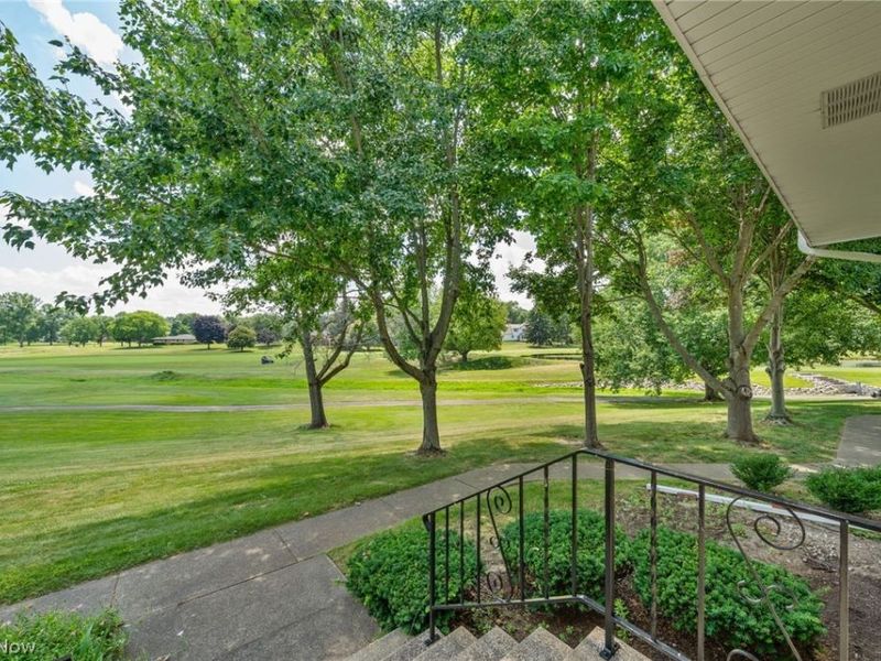 2034 Carlile Drive, Uniontown, OH 44685 Photo 5