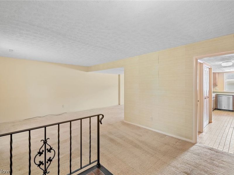 2034 Carlile Drive, Uniontown, OH 44685 Photo 8