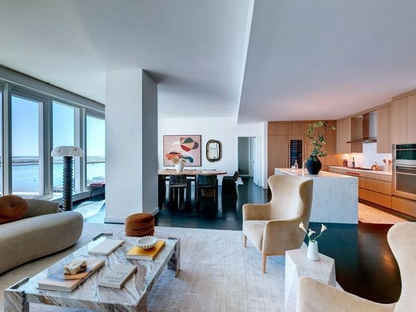 150 Seaport Blvd, Unit PH2C, Boston, MA 02210