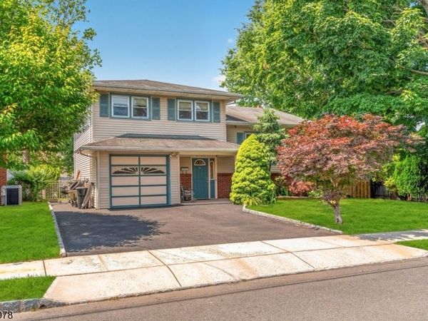 2736 Andrea Rd, Union, NJ 07083