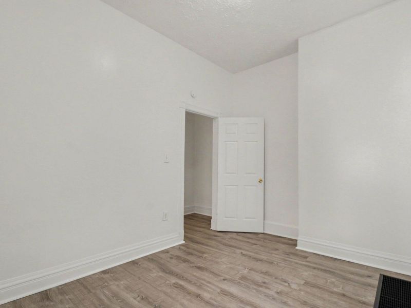 1825 Scott Boulevard, Covington, KY 41014 Photo 24
