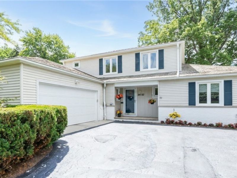 24100 Shaker Boulevard, Shaker Heights, OH 44122 Photo 1