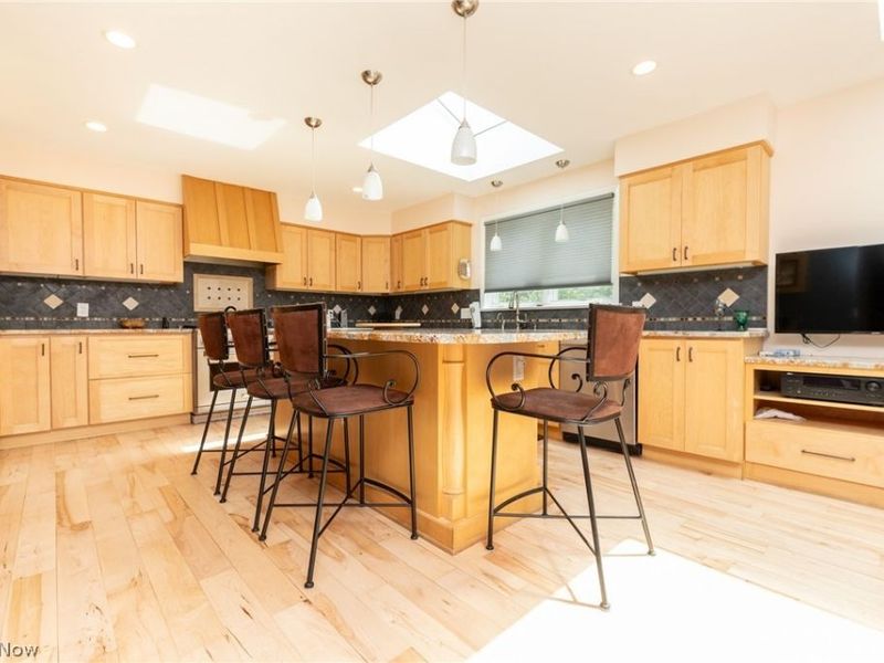 24100 Shaker Boulevard, Shaker Heights, OH 44122 Photo 14