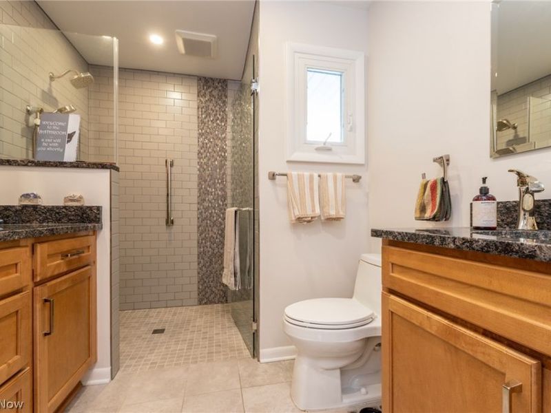 24100 Shaker Boulevard, Shaker Heights, OH 44122 Photo 22