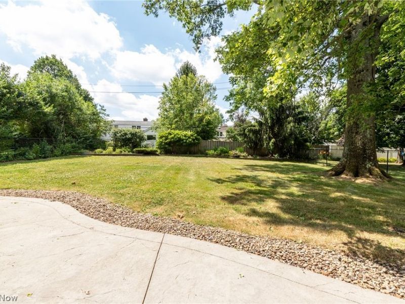 24100 Shaker Boulevard, Shaker Heights, OH 44122 Photo 36