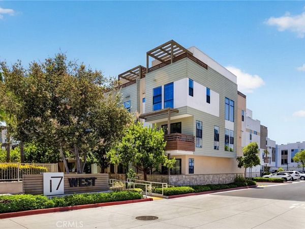 1687 Grand View, Costa Mesa, CA 92627