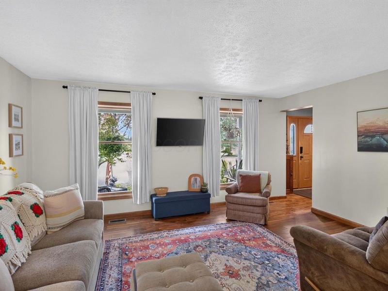 889 Old Elm Road , Chillicothe, OH 45601 Photo 9