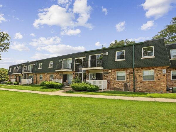 8427 W 99th Terrace , Unit 35-311, Palos Hills, IL 60465