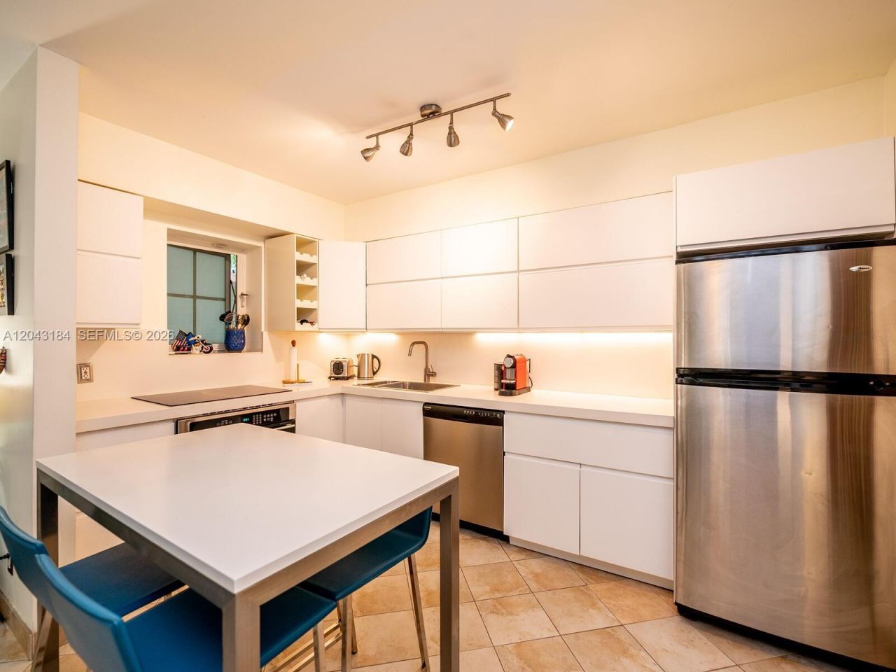1127 S Meridian Ave , Unit 7-1127, Miami Beach, FL 33139 Photo