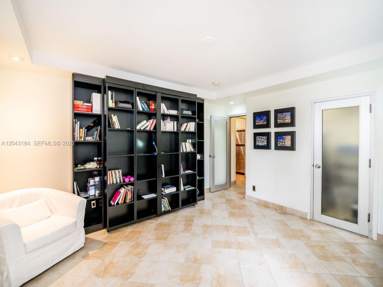 1127 S Meridian Ave , Unit 7-1127, Miami Beach, FL 33139 Photo