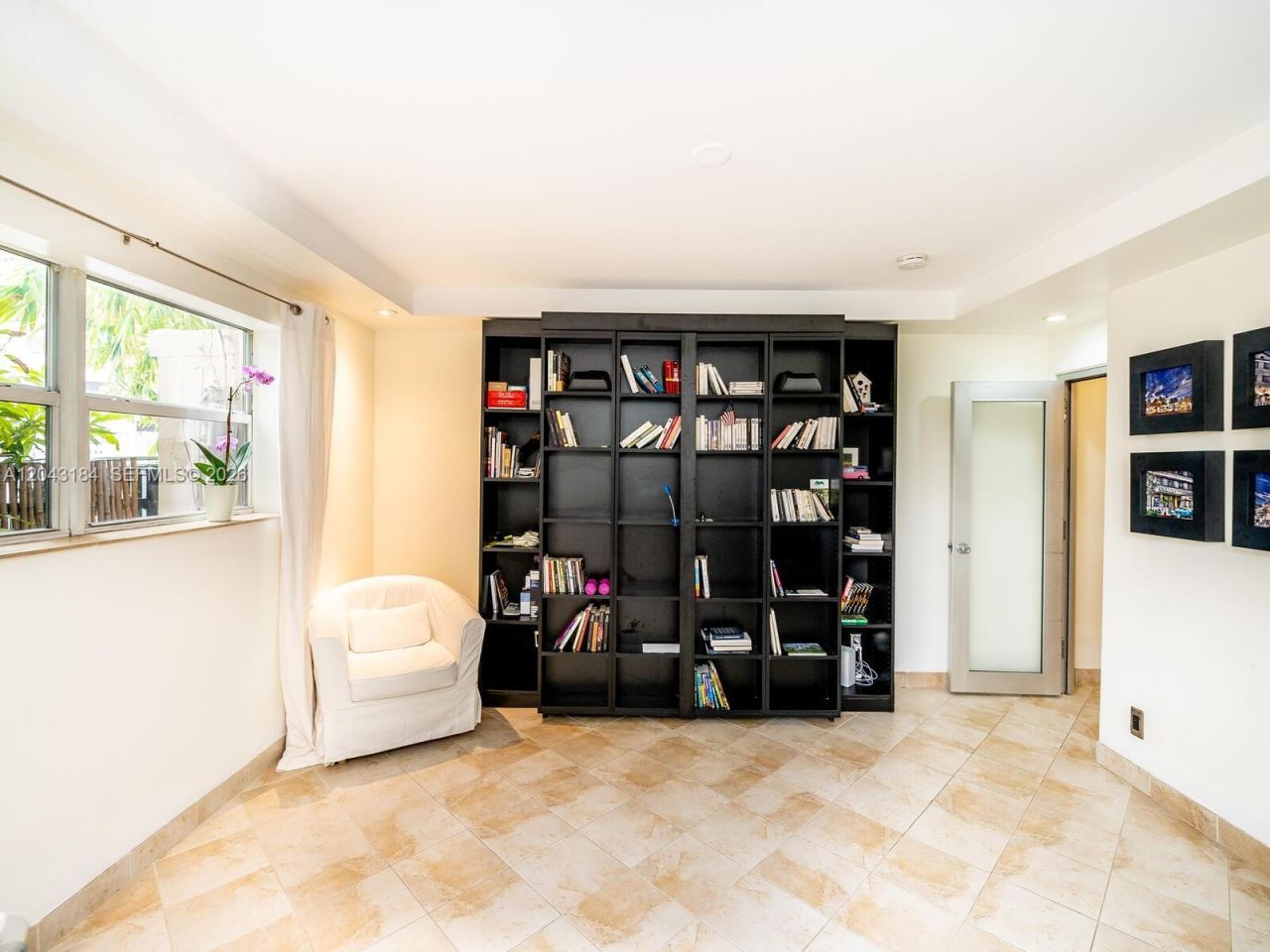 1127 S Meridian Ave , Unit 7-1127, Miami Beach, FL 33139 Photo