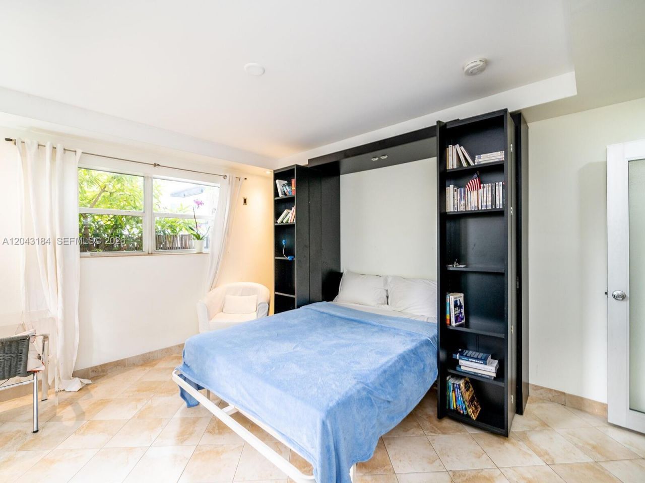 1127 S Meridian Ave , Unit 7-1127, Miami Beach, FL 33139 Photo