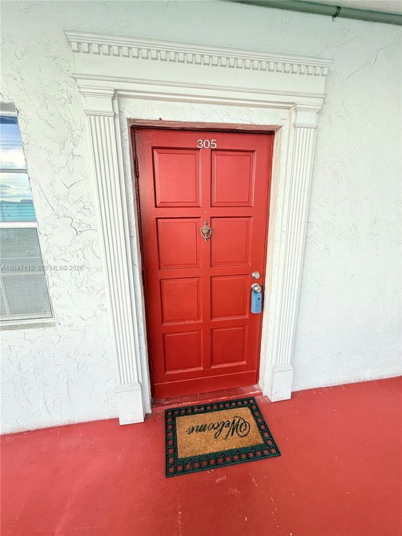 4140 NW 44th Ave , Unit 305, Lauderdale Lakes, FL 33319 Photo