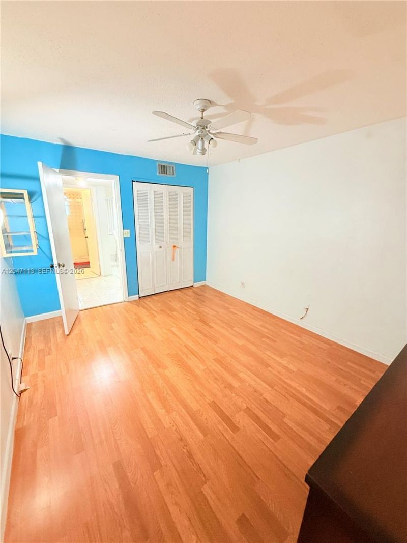 4140 NW 44th Ave , Unit 305, Lauderdale Lakes, FL 33319 Photo