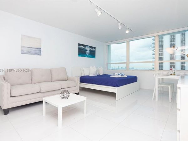 5445 Collins Ave , Unit 908, Miami Beach, FL 33140