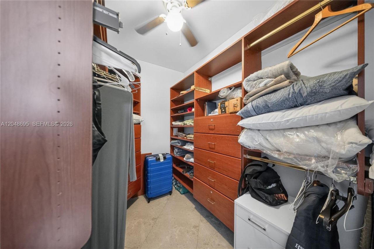 2800 Island Blvd, Unit 302, Aventura, FL 33160 Photo