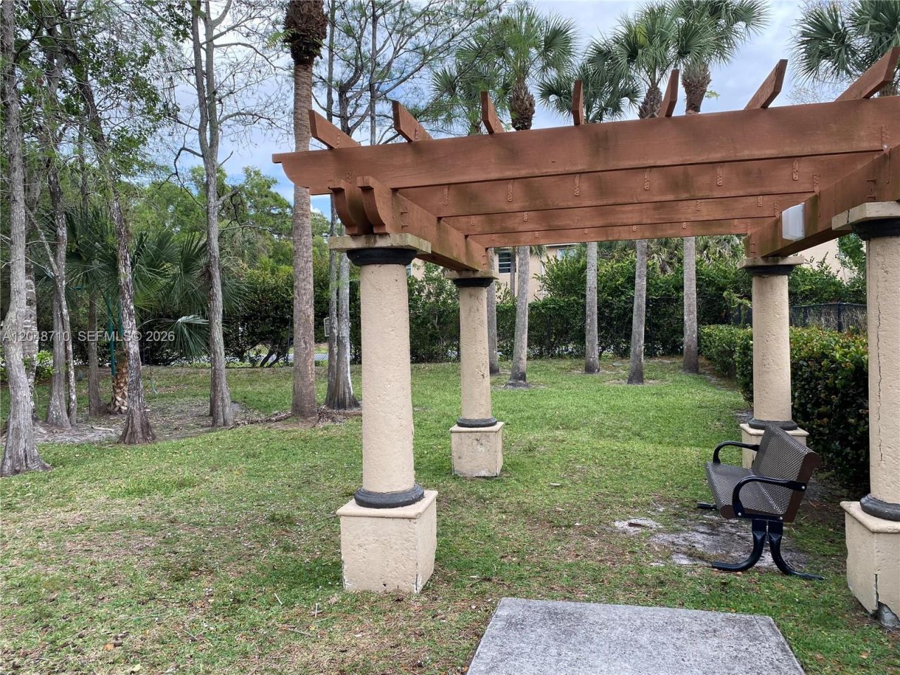 4177 N Haverhill Rd, Unit 808, West Palm Beach, FL 33417 Photo