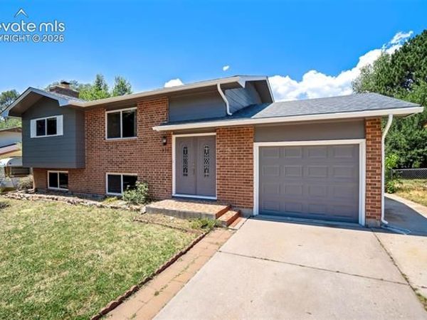 326 Cielo Vista Street, Colorado Springs, CO 80911