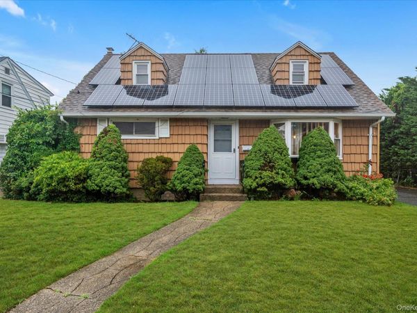 69 Virginia Street, Valley Stream, NY 11580
