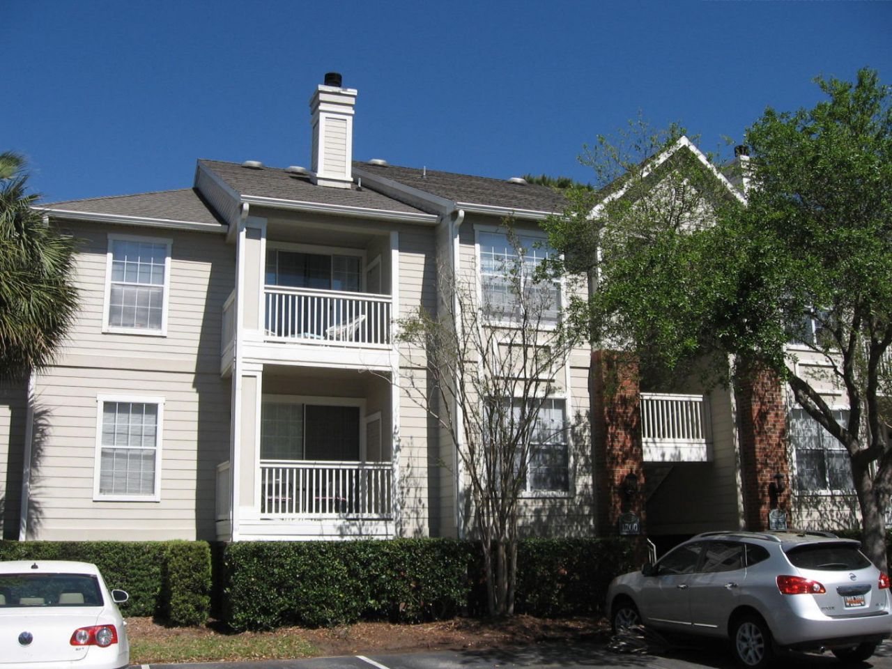 1600 Long Grove Drive Photo 27