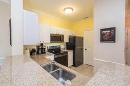 1600 Long Grove Drive photo 4
