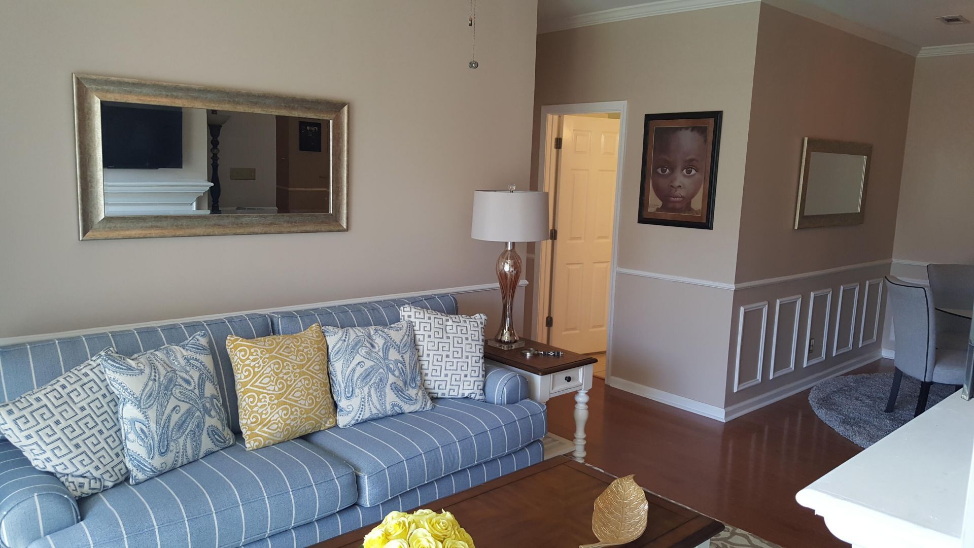 1600 Long Grove Drive Photo 8