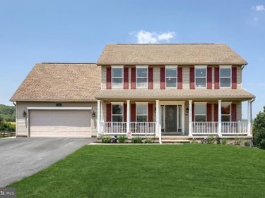 1314 KBS ROAD, SPRING GROVE, PA 17362