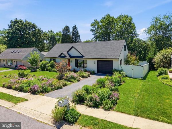 2532 SPECKLED DRIVE, EAST PETERSBURG, PA 17520