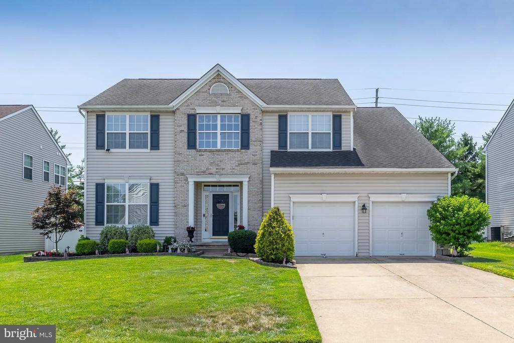 87 Deer Horn Drive, Mount Royal, NJ 08061 Main Photo