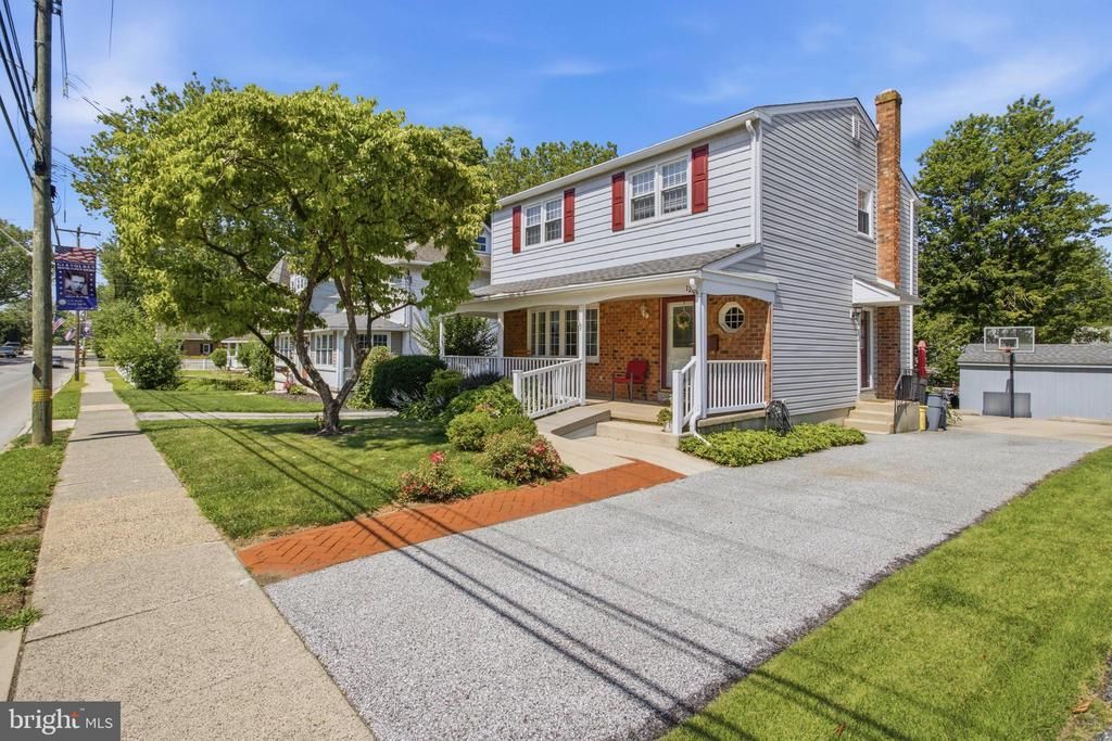 120 S SCOTT AVENUE , GLENOLDEN, PA 19036