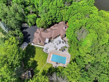 1525 6th Avenue N, Orono, MN 55356