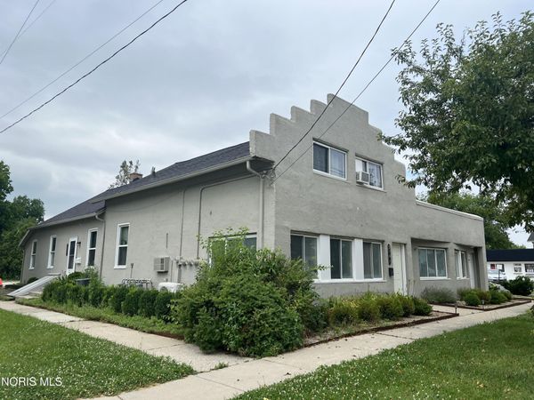 2101 River Road , Maumee, OH 43537