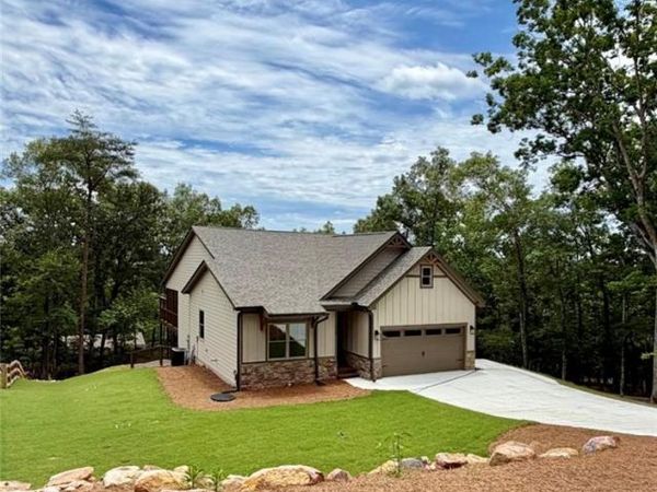 113 Elder Court , Waleska, GA 30183