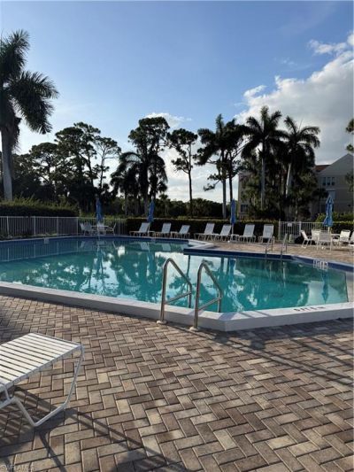4700 Yacht Harbor Dr, Unit 622, Naples, FL 34112 Photo