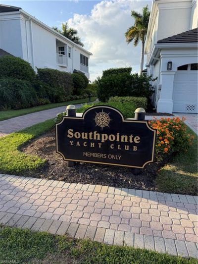 4700 Yacht Harbor Dr, Unit 622, Naples, FL 34112 Photo