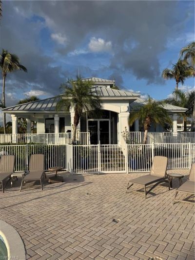 4700 Yacht Harbor Dr, Unit 622, Naples, FL 34112 Photo