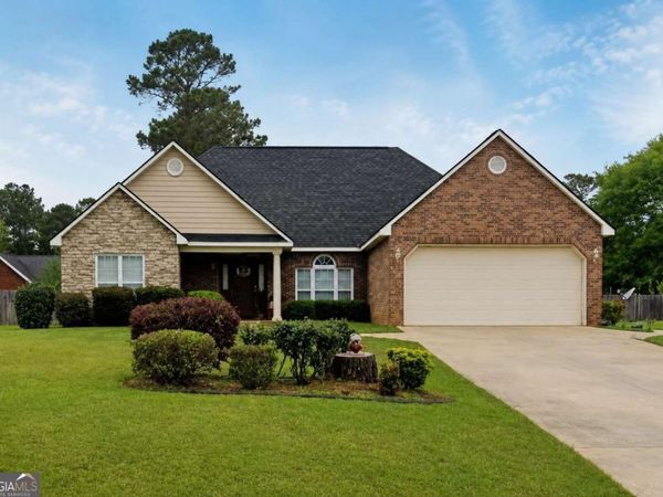 146 Fairethorne Drive, Leesburg, GA 31763