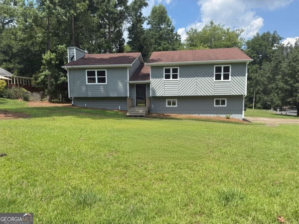 4899 Hawk Trail NE, Marietta, GA 30066