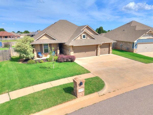2600 Stanley Station Street, Yukon, OK 73099