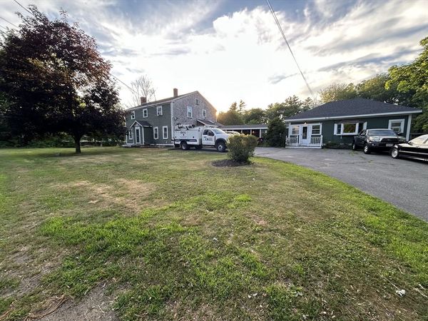 1006 W Washington St, Hanson, MA 02341