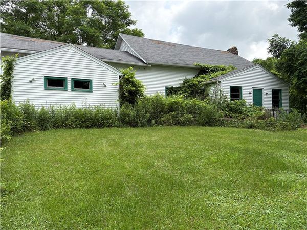 2042-2048 Strong Road , Bloomfield, NY 14564