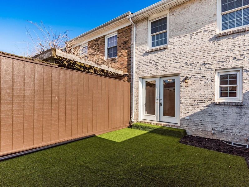 619 Dlyn Street, Columbus, OH 43228 Photo 32