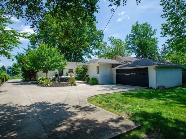207 Eastmoor Boulevard, Columbus, OH 43209