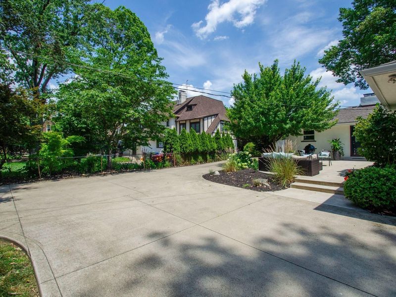 207 Eastmoor Boulevard, Columbus, OH 43209 Photo 35