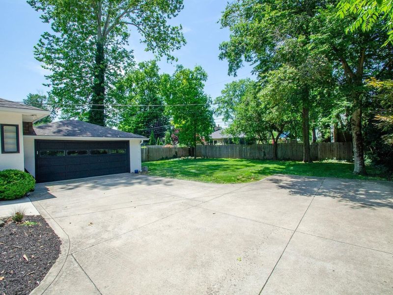 207 Eastmoor Boulevard, Columbus, OH 43209 Photo 36