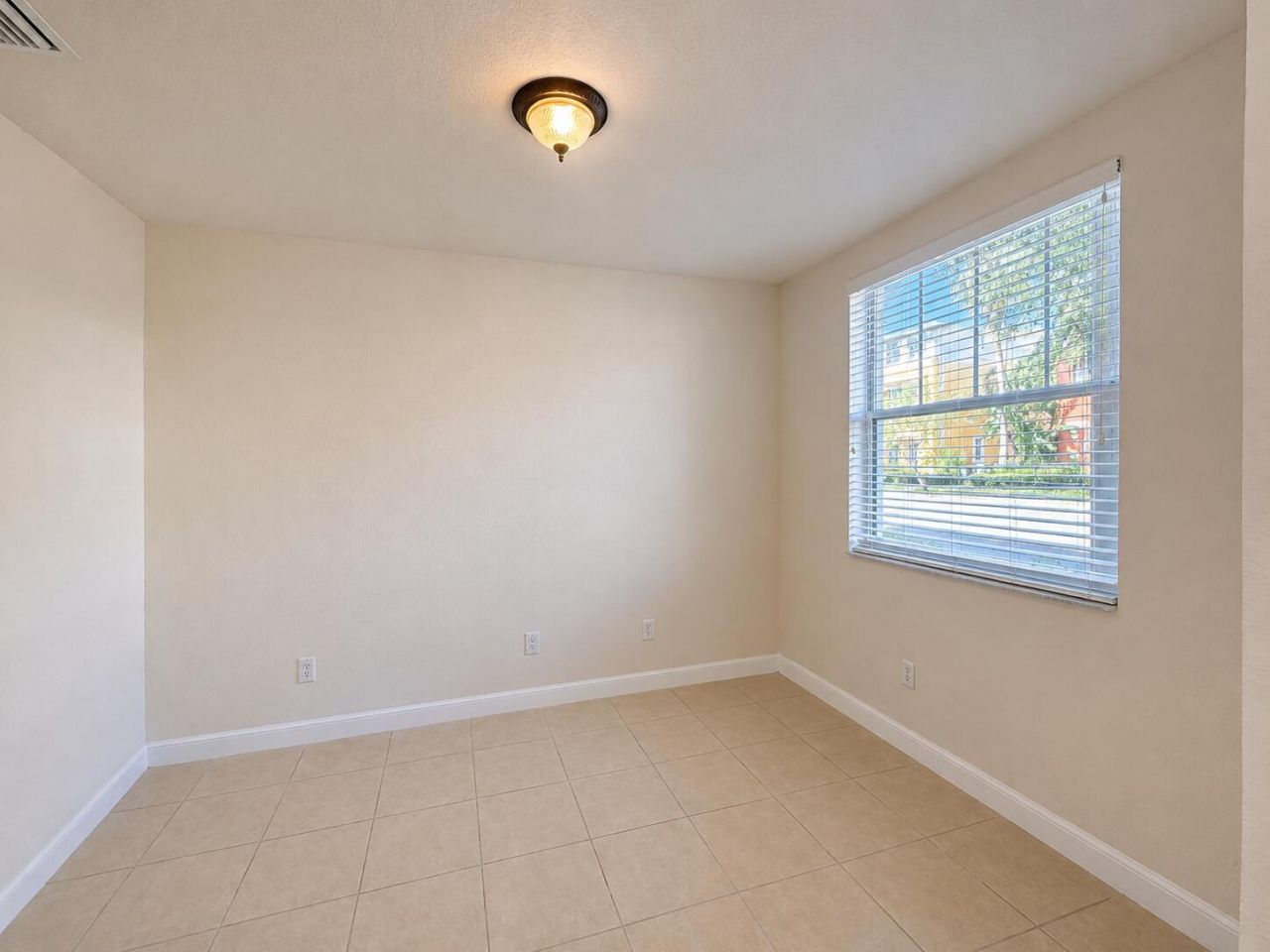 780 Marina Del Ray Lane, Unit 4, West Palm Beach, FL 33401 Photo