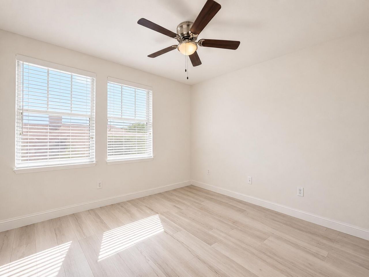 780 Marina Del Ray Lane, Unit 4, West Palm Beach, FL 33401 Photo